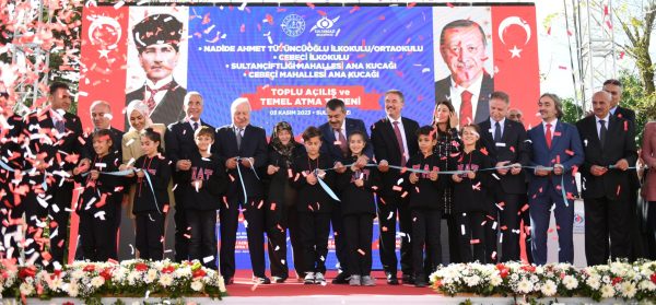 Bakan Tekin, Sultangazi’de Toplu Okul Açılışı ve Temel Atma Törenine Katıldı